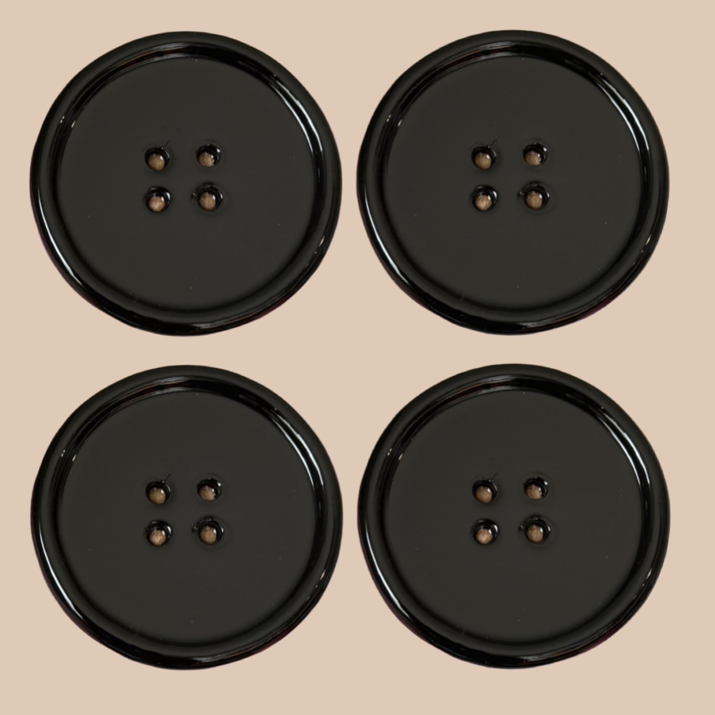 BLACK BUTTON coaster set